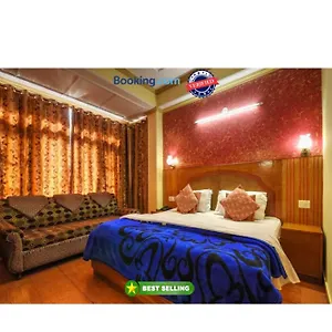 Hotel King Palace - Nature-valley-luxury-room - Prime Location With Parking Facilities